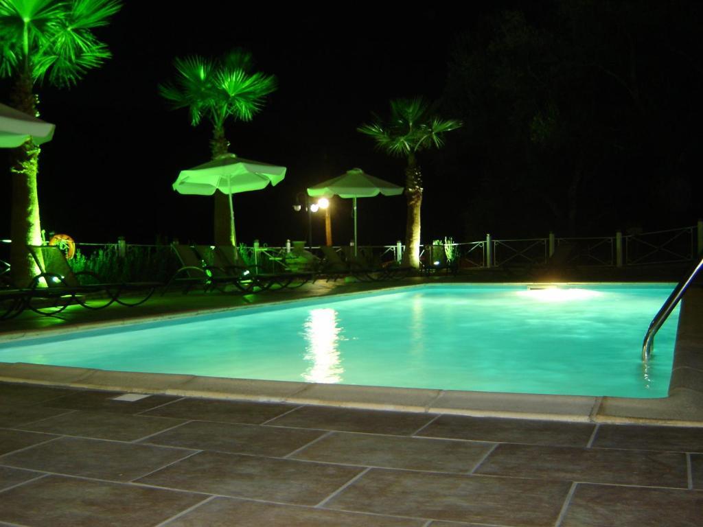 Golden Sun Apartment Parga Exterior photo