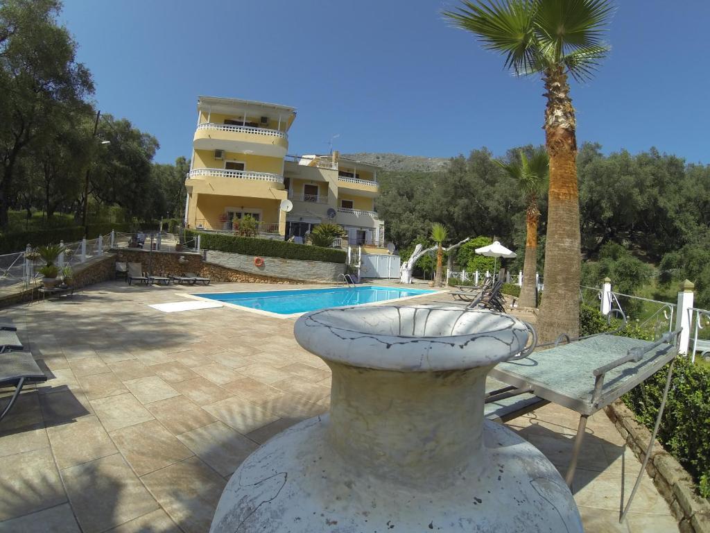 Golden Sun Apartment Parga Exterior photo